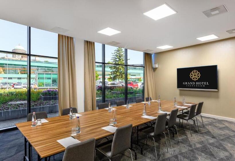 Grand Hotel Esztergom
