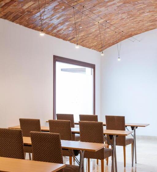 호텔 Ad Hoc Vitae Retreats & Health Only Adults