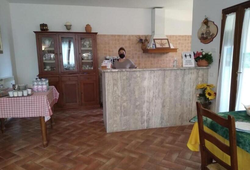 هتل Agriturismo Le Chicche Di Mafalda