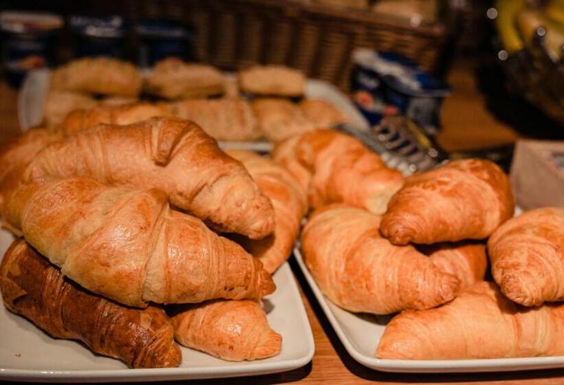 فندق Biador Apartments