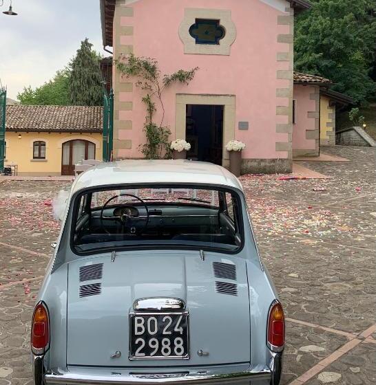 בית מלון כפרי Borgo La Morra