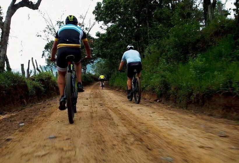 酒店 Cacique Chalalá