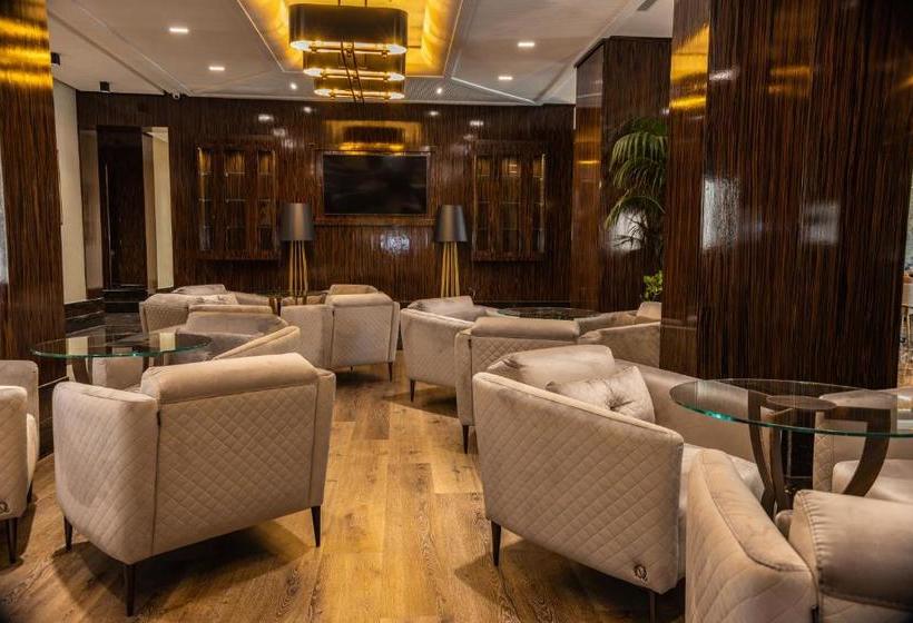 酒店 Golden Palace