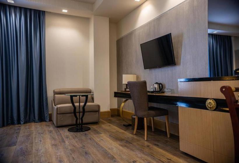 酒店 Golden Palace