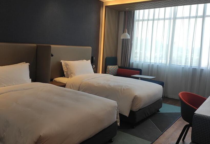 בית מלון כפרי Holiday Inn Express Jingdezhen Ancient Town By Ihg