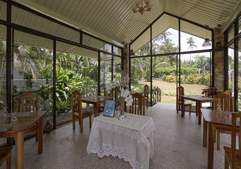 هتل Oyo 784 Crisol Garden Cafe And Resort