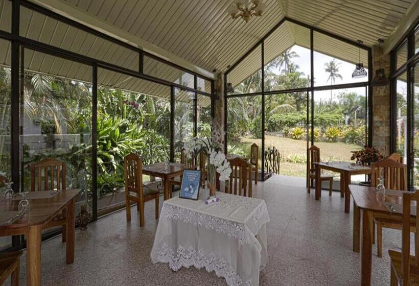 هتل Oyo 784 Crisol Garden Cafe And Resort