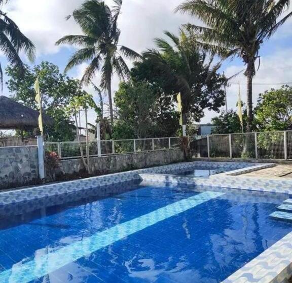 هتل Oyo 784 Crisol Garden Cafe And Resort