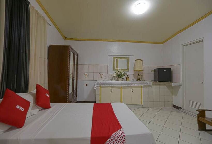 هتل Oyo 784 Crisol Garden Cafe And Resort