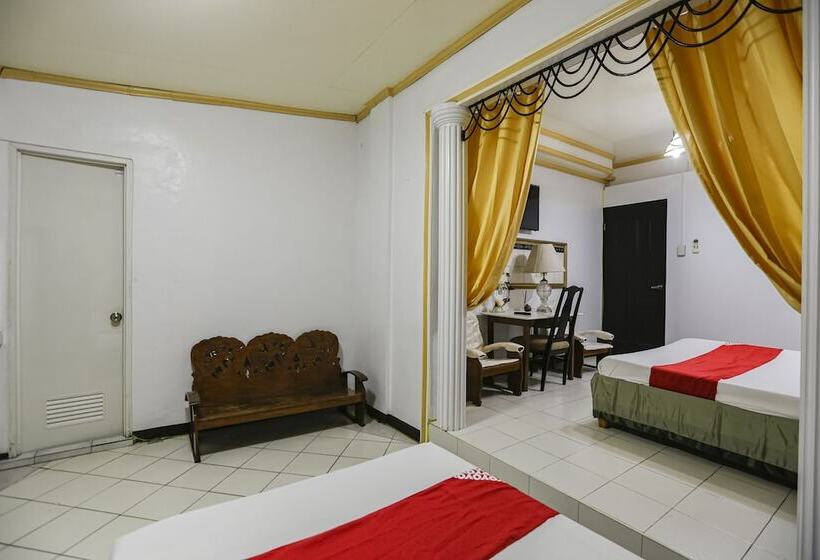 هتل Oyo 784 Crisol Garden Cafe And Resort