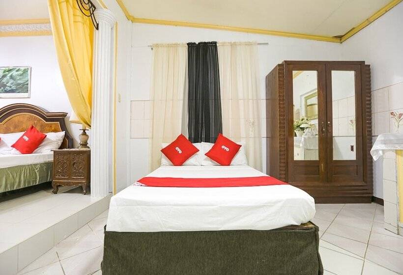 هتل Oyo 784 Crisol Garden Cafe And Resort