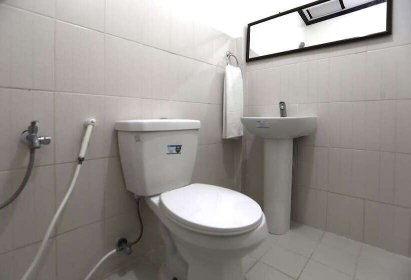 هتل Oyo 784 Crisol Garden Cafe And Resort