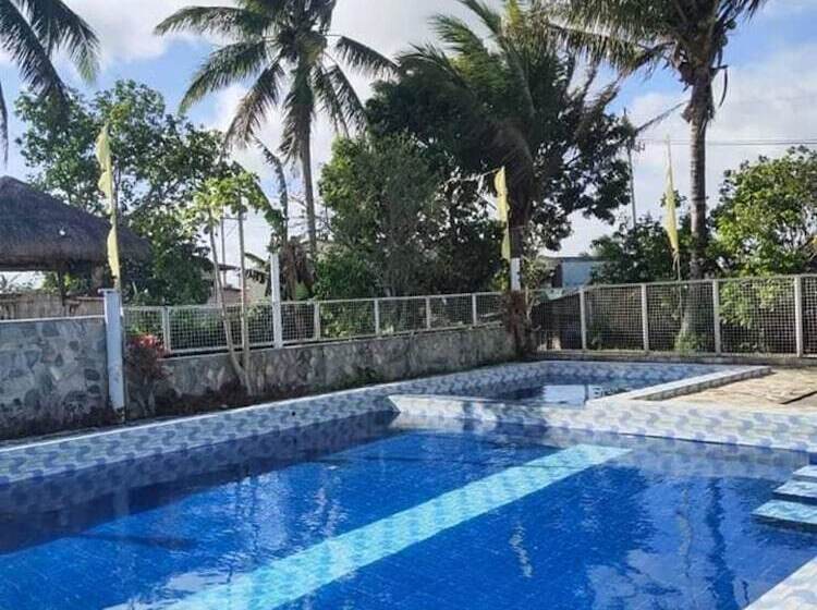 هتل Oyo 784 Crisol Garden Cafe And Resort