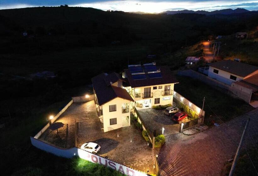 ホテル Pousada Montanhas Das Gerais