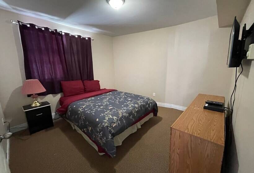 Muskoka Nights Motel