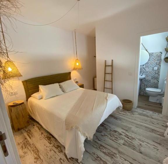 פנסיון Alma Zahora