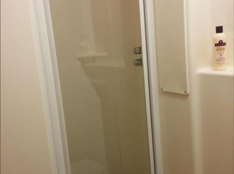 膳宿费 En Suite Rooms Students Only   Newington