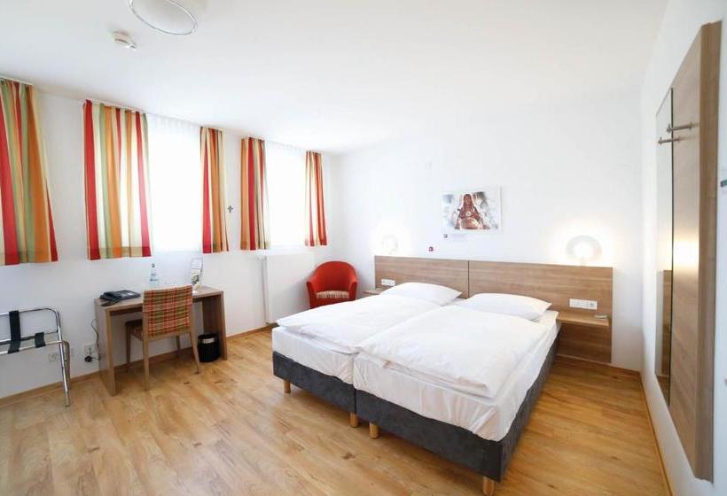 펜션 Hildegard Forum