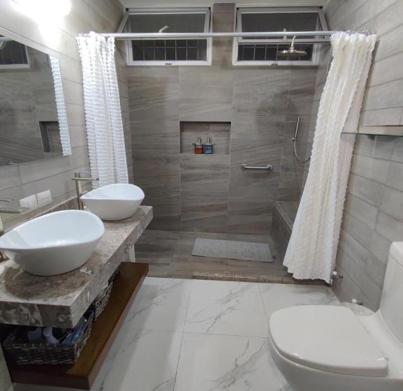 بنسيون Hosteleria Casa Margarita