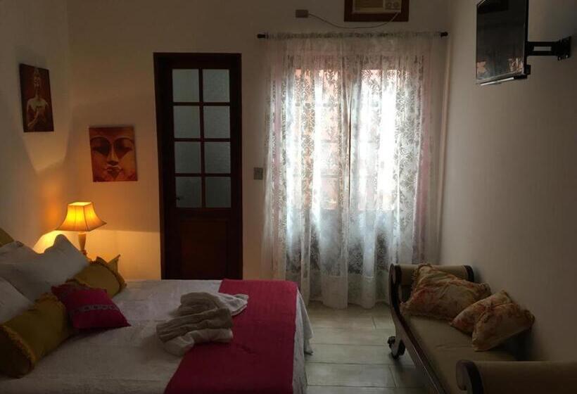 بنسيون Pousada Conceito