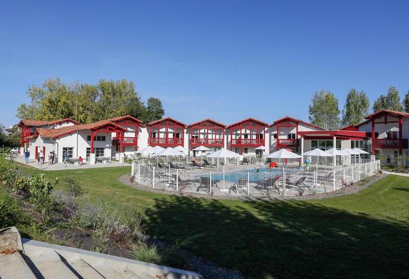 Residence Nemea Le Domaine D Uhaina