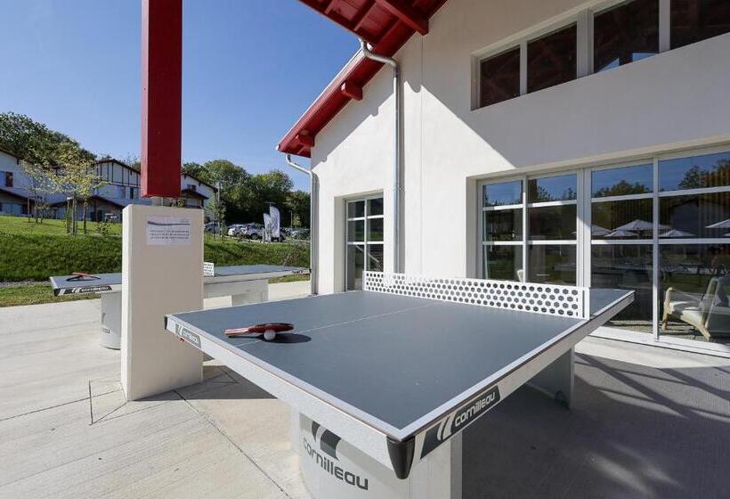 Residence Nemea Le Domaine D Uhaina