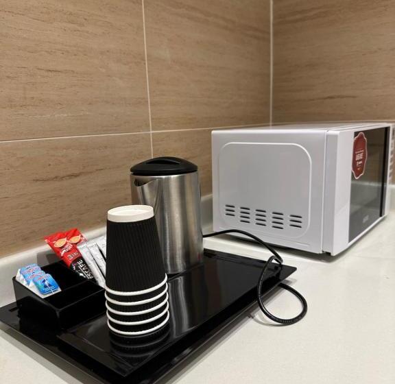 الأمــــان للشـقـق المـخـدومـة