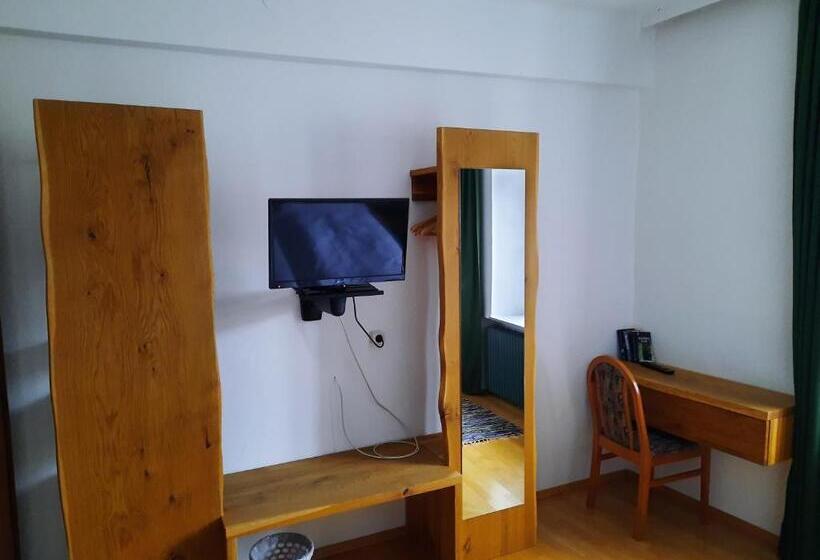 הוסטל Gasthof Haudum