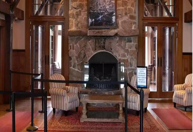 Allegheny Spring 326, Ski In Out, Pool Hottub