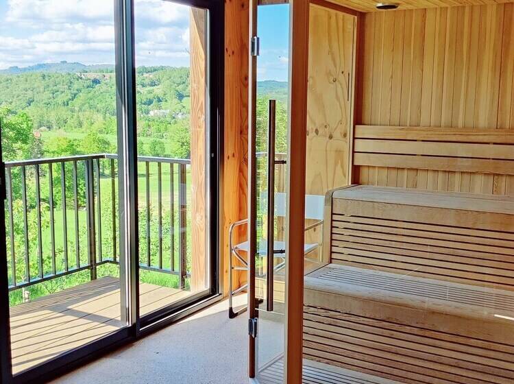 مبيت وإفطار Estafête