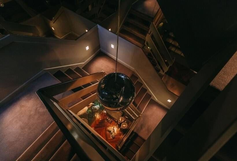 تختخواب و صبحانه The Felix 10