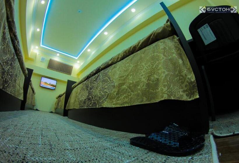 Hostel Buston