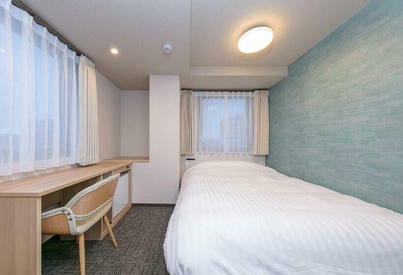 Отель Remington