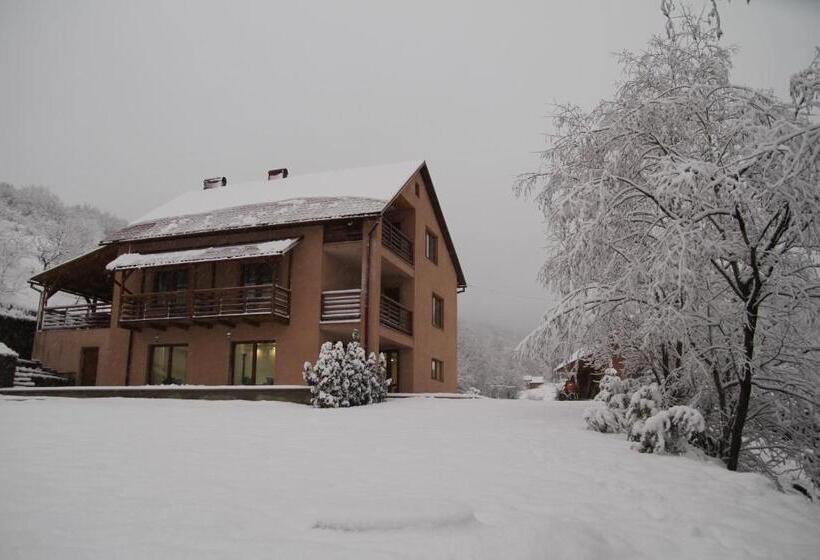 Hôtel купецький двір