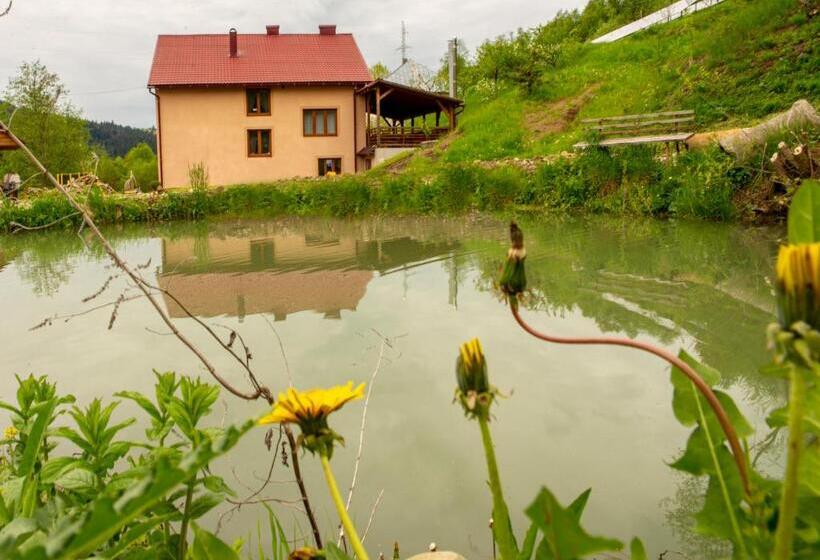 Hôtel купецький двір