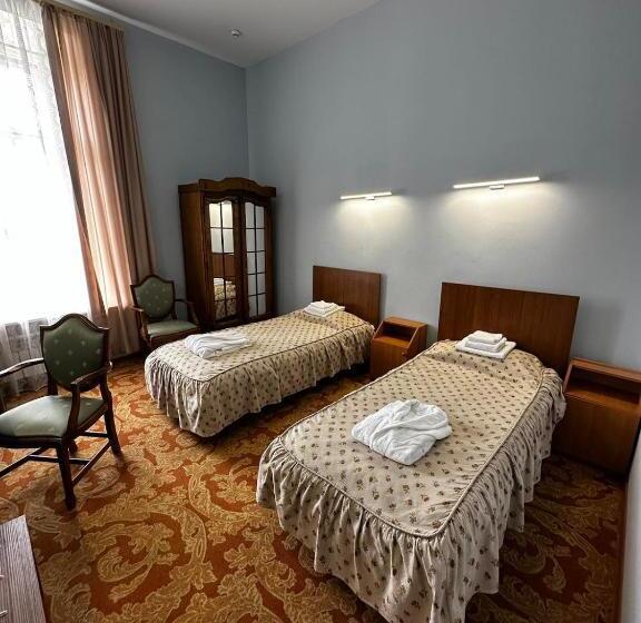 هتل готель пасаж