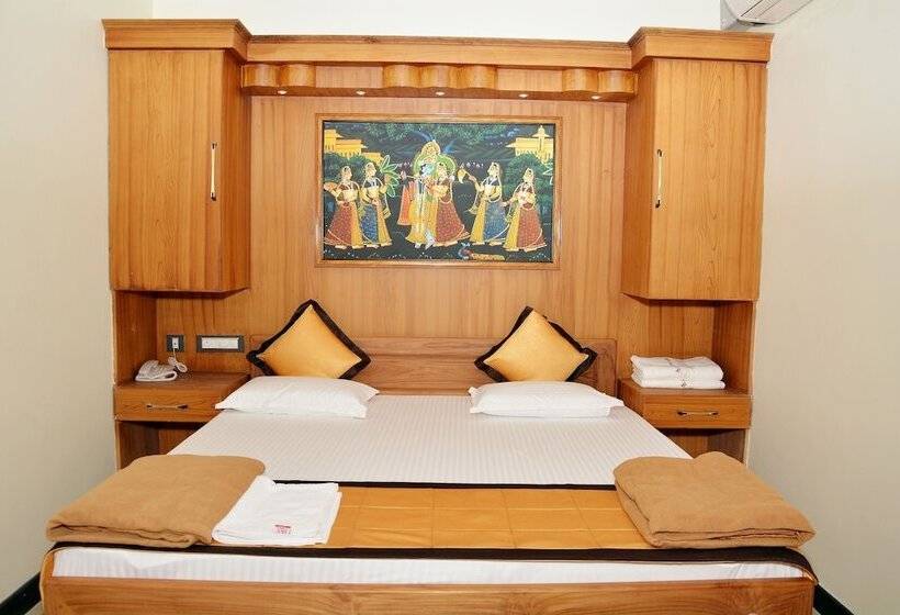 Отель Anandha Grand