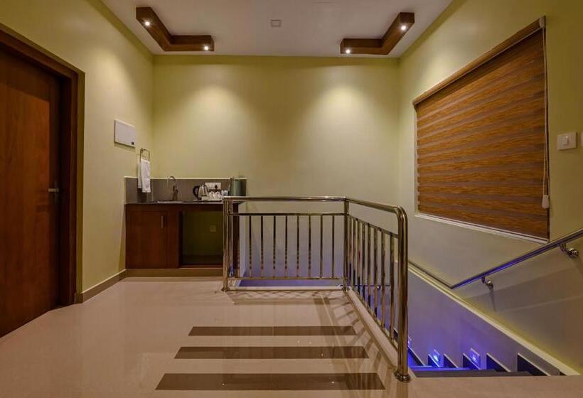 בית מלון כפרי Aveda Munnar Mountains And Mist