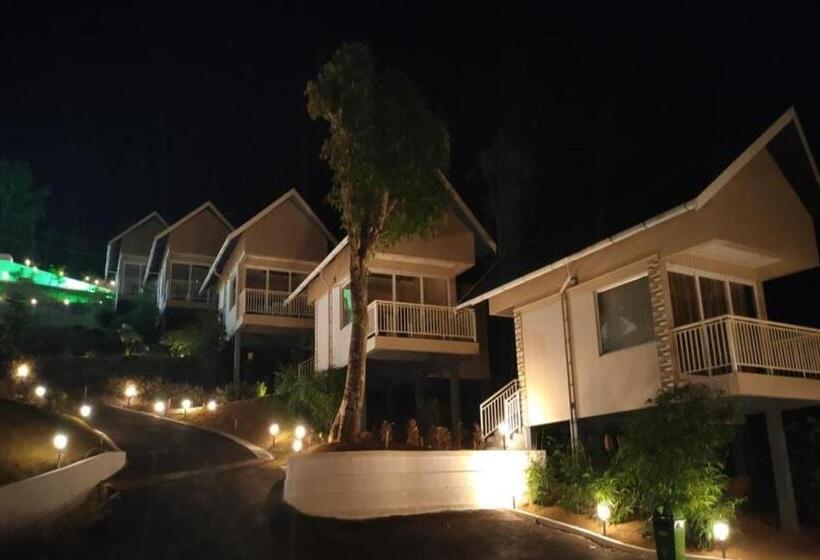 בית מלון כפרי Aveda Munnar Mountains And Mist