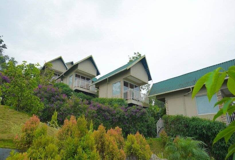 בית מלון כפרי Aveda Munnar Mountains And Mist