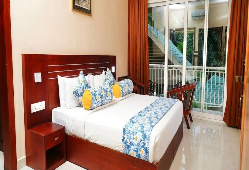 בית מלון כפרי Aveda Munnar Mountains And Mist