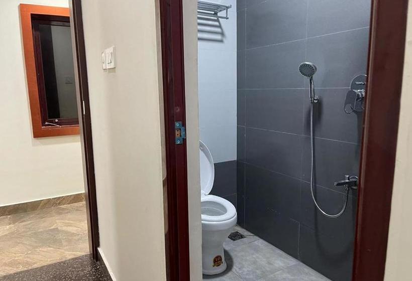 Отель Bassac Residency