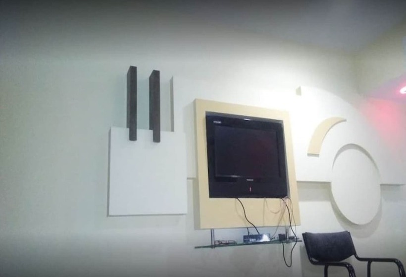 호텔 Bharat Palace