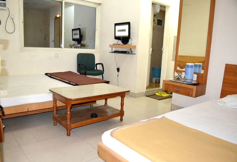 호텔 Bharat Palace