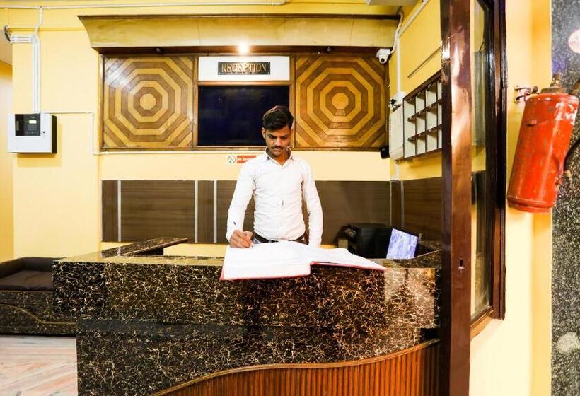 فندق Super Collection O Nimisha Jail Rd