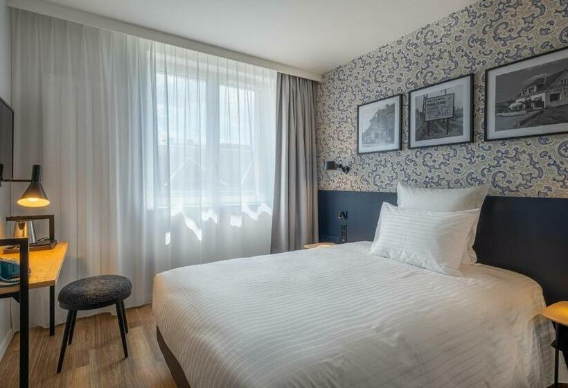 Ferdinand Hotel Tours