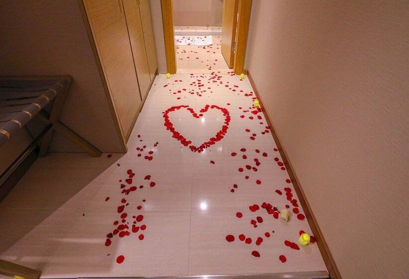 酒店 Cheerful Al Waha Unayzah