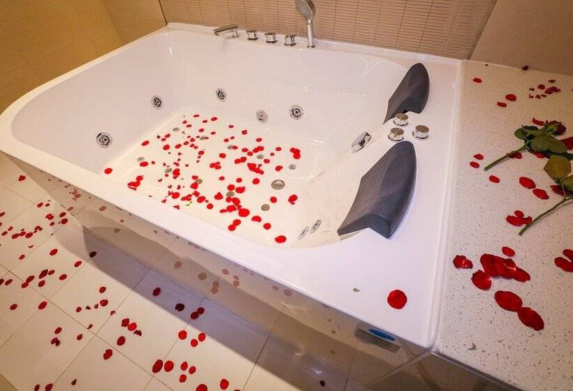 酒店 Cheerful Al Waha Unayzah