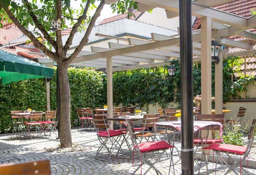 호텔 Herrenschenke Café Eiring