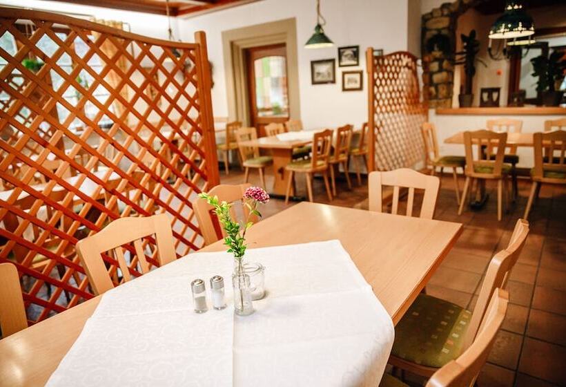 호텔 Herrenschenke Café Eiring